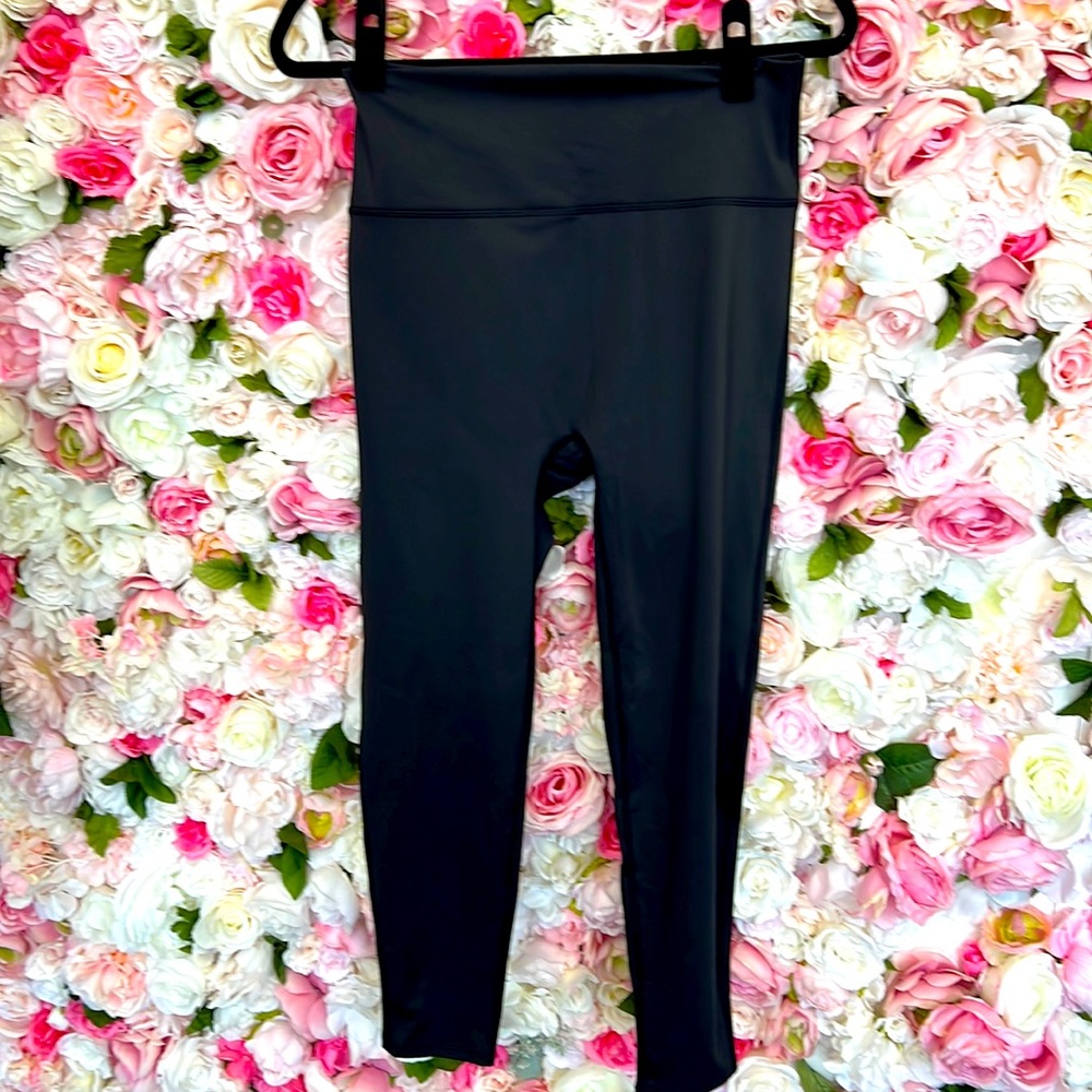 Zenana black leggings ankle length
